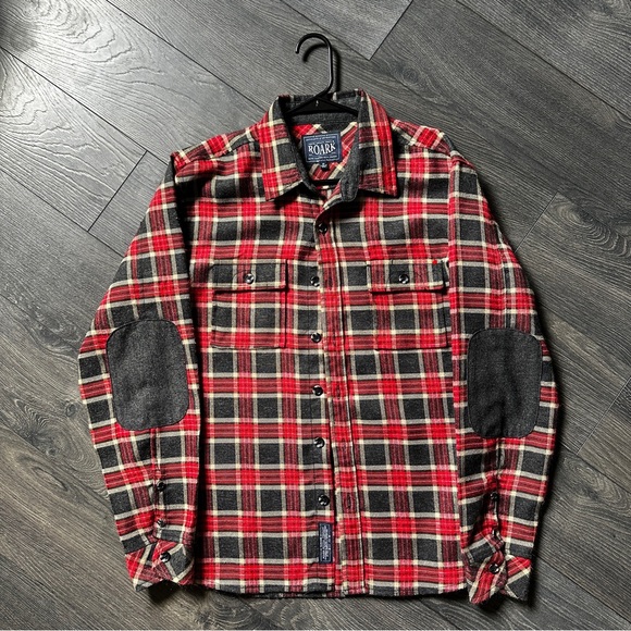 Roark button up - Picture 1 of 3